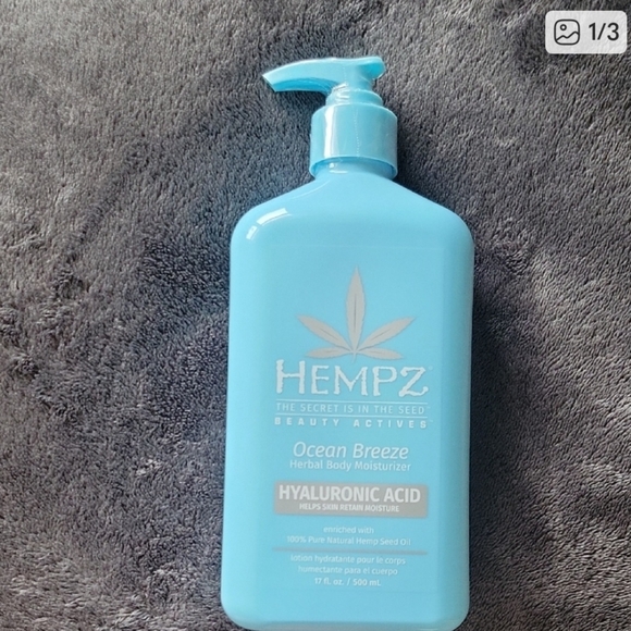 Hempz Other - Hempz Ocean Breeze Herbal Body Moisturizer - Blue